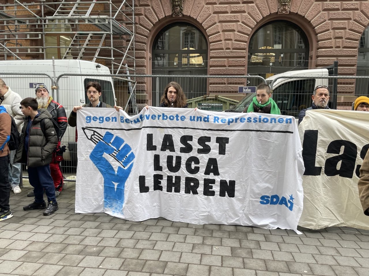 Dieses Berufsverbot richtet sich gegen uns alle!